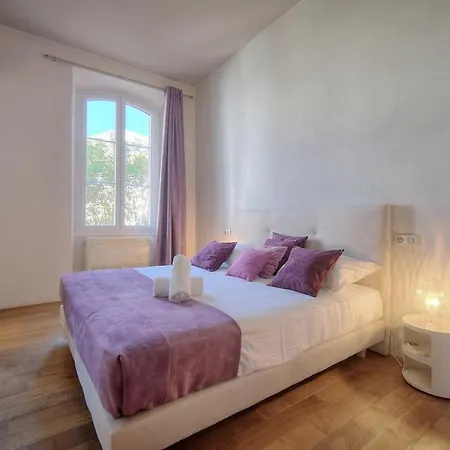 Immogroom - T5 De Standing - 130m - Terrace - Parking - Ac Apartment *