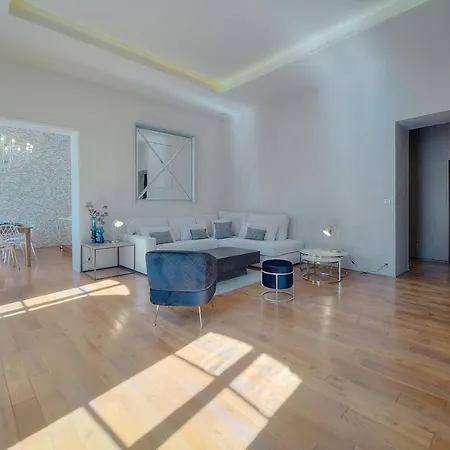 Immogroom - T5 De Standing - 130m - Terrace - Parking - Ac Apartment *