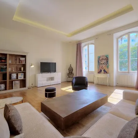 Immogroom - T5 De Standing - 130m - Terrace - Parking - Ac Apartment
