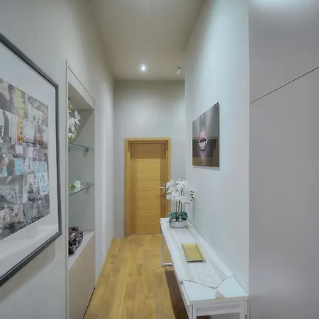 Immogroom - T5 De Standing - 130m - Terrace - Parking - Ac Apartment